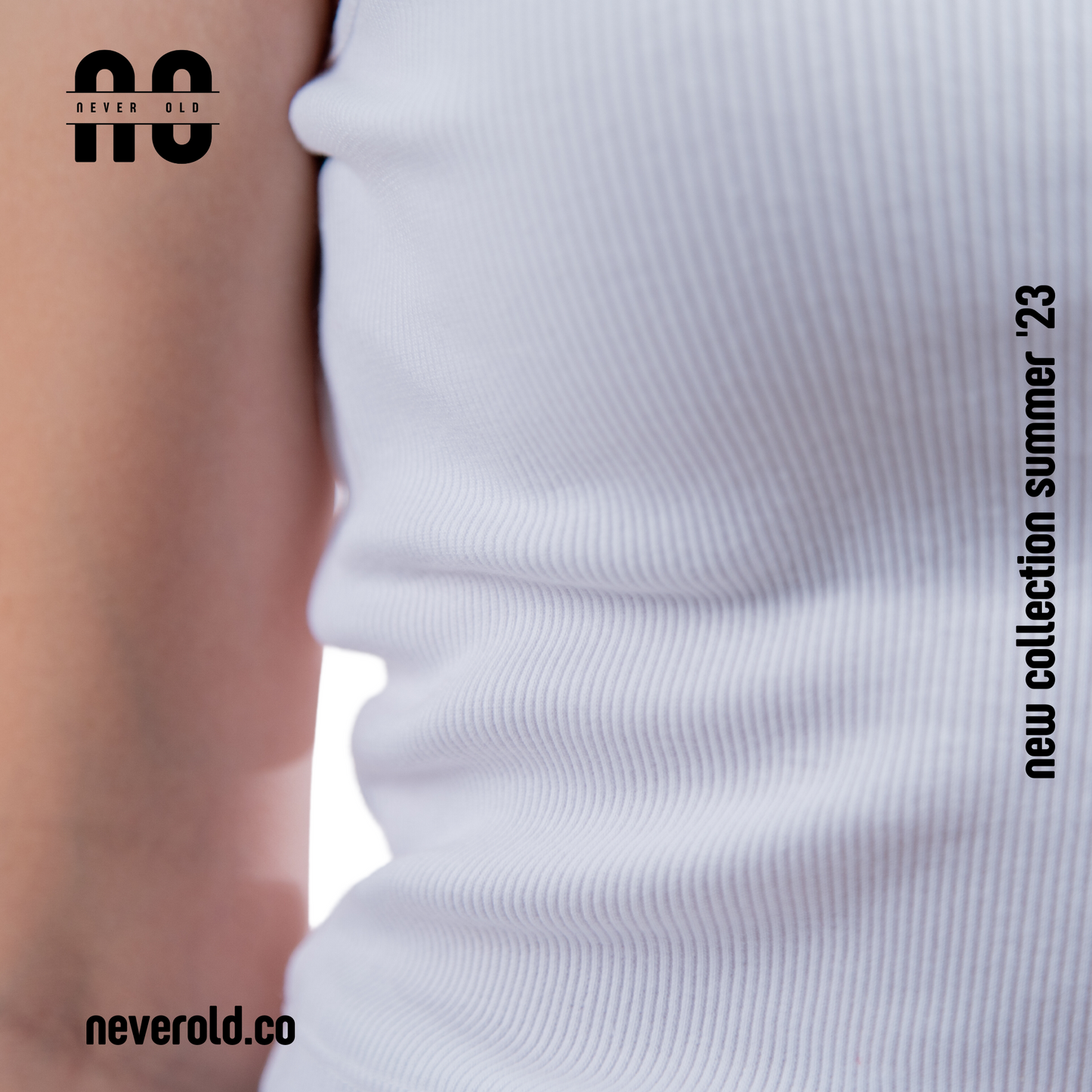 الخامس قطع أعلى -أبيض