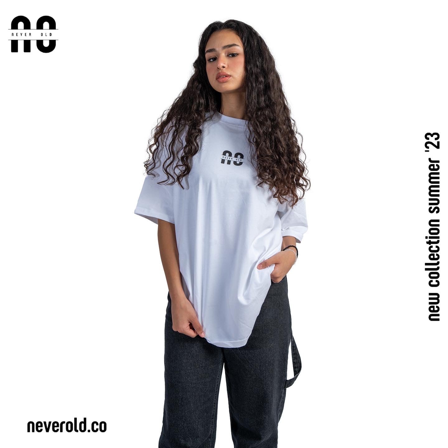 تيشيرت صيفي - أبيض