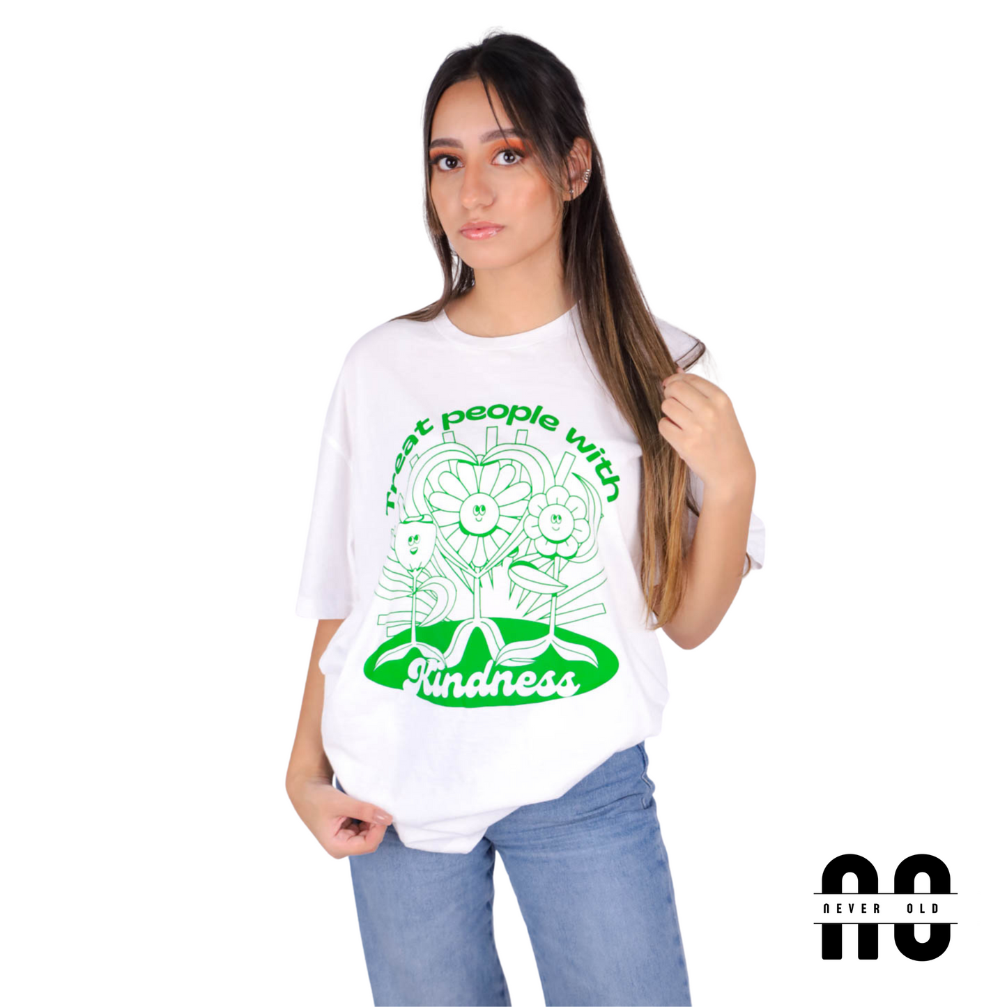 TREAT PEOPLE WITH KINDNESS Printed Round Nick T-shirt - White