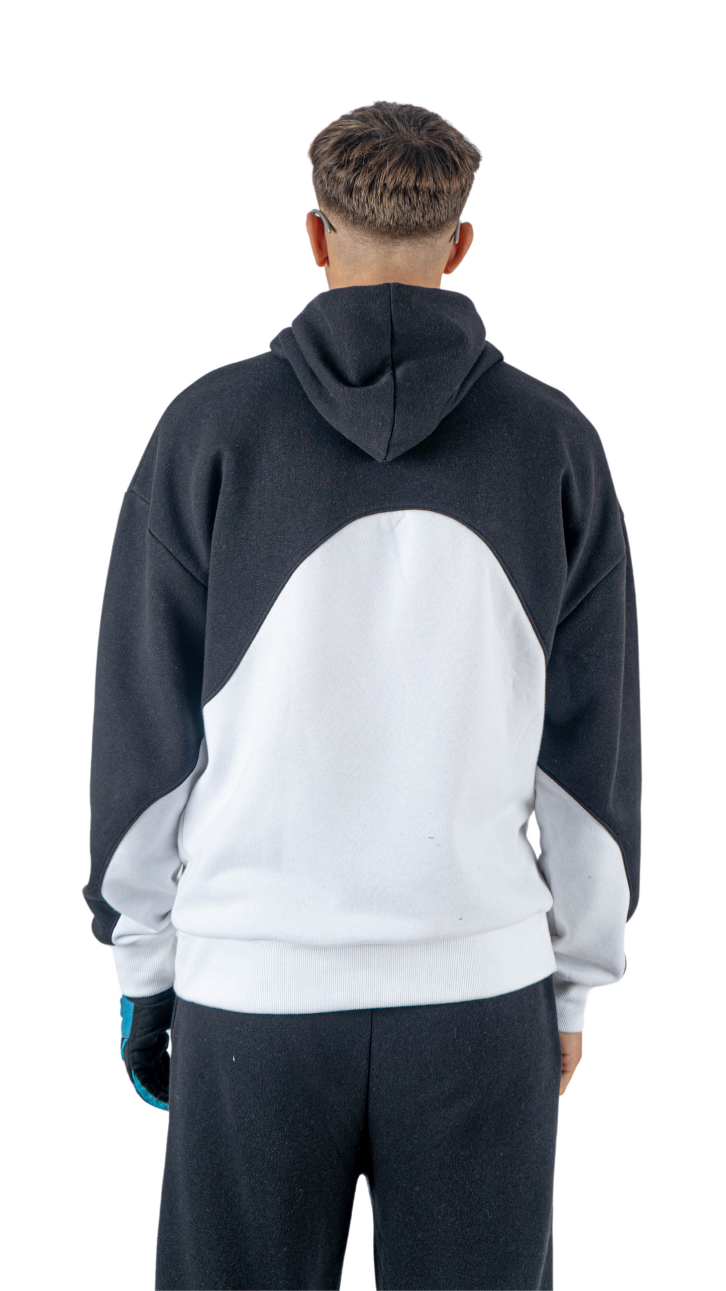 001 hoodie black in white