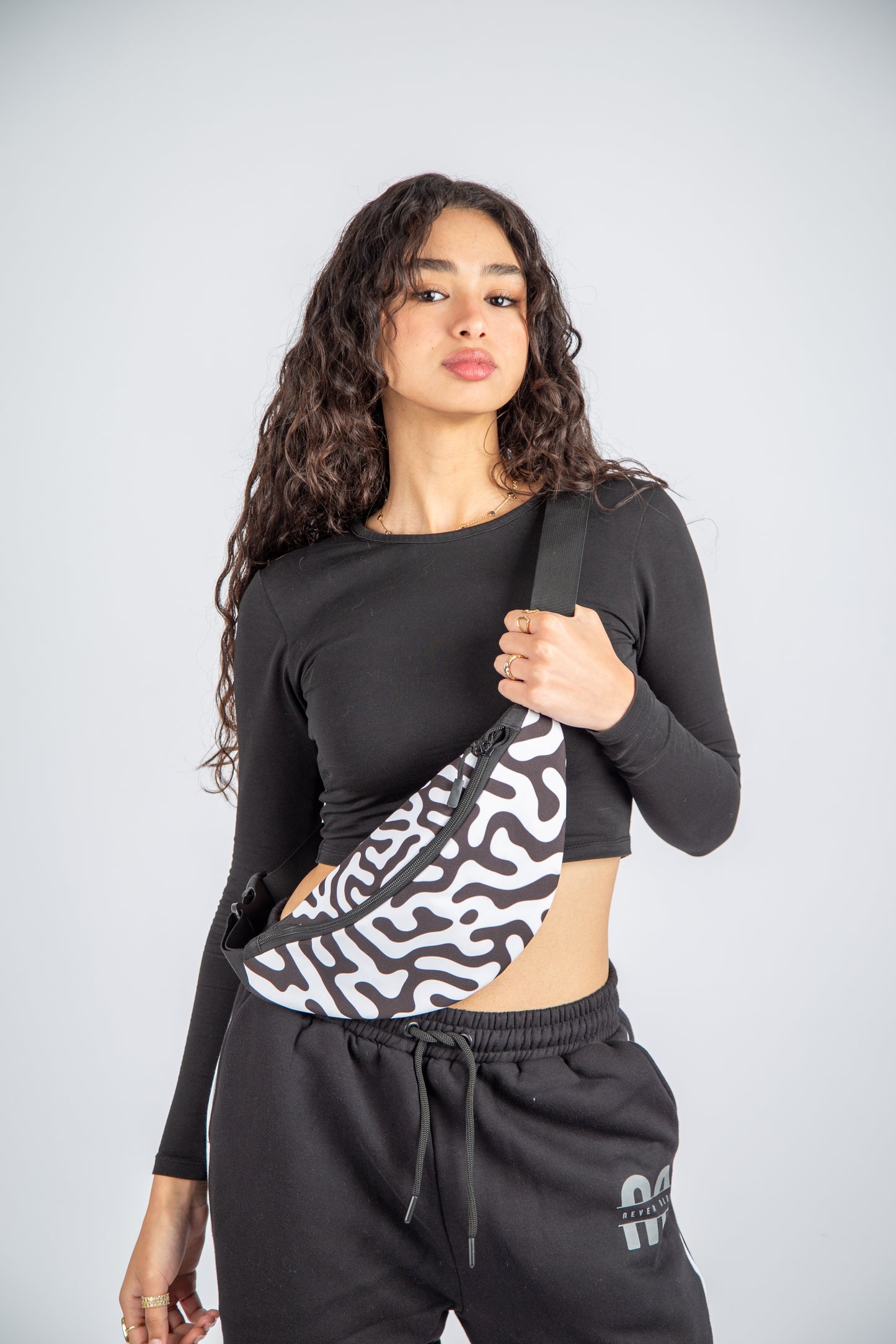 Line black and white fanny pack
