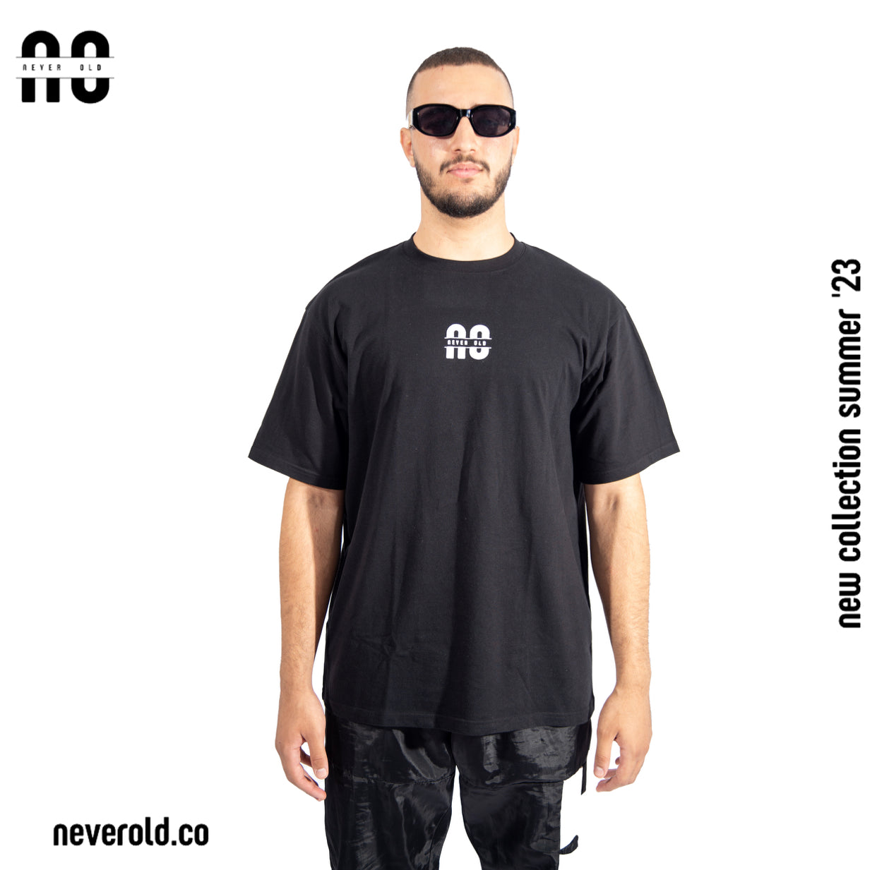 Never old T-shirt - black