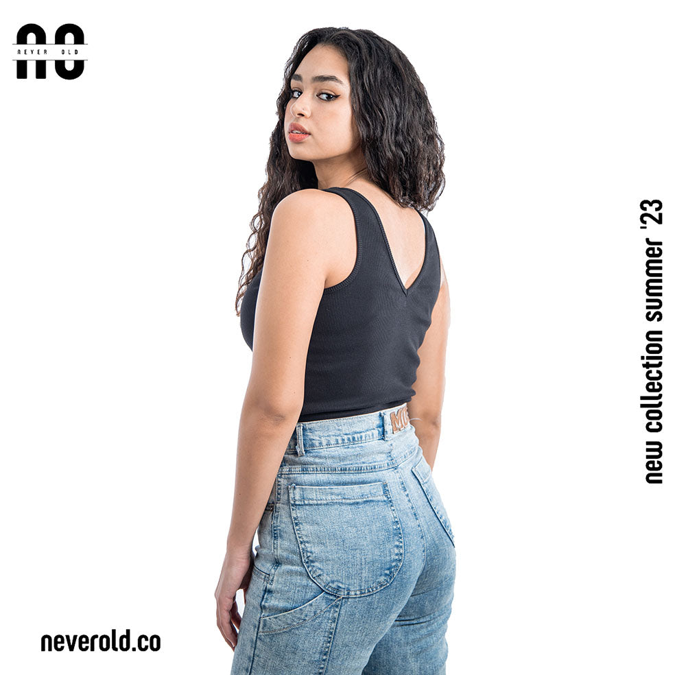 v cut top - black